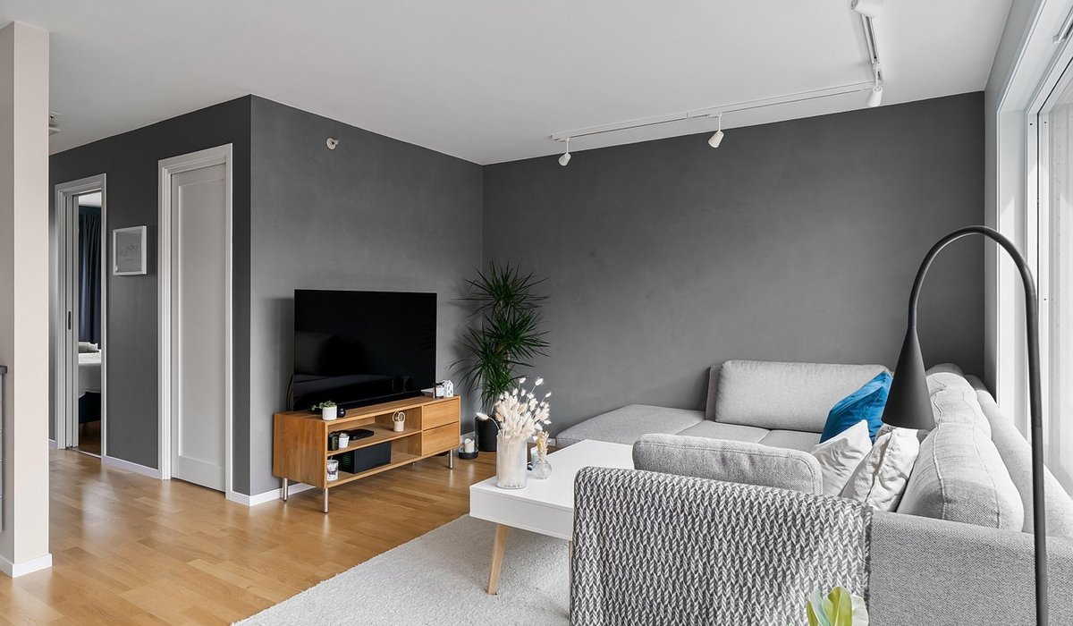 Making the Most of a Small Alcove Space